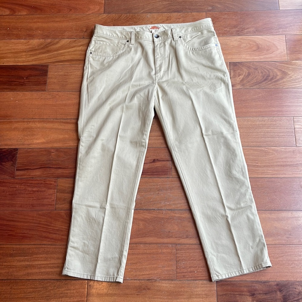 Tommy Bahama mens boracay khaki colored pants